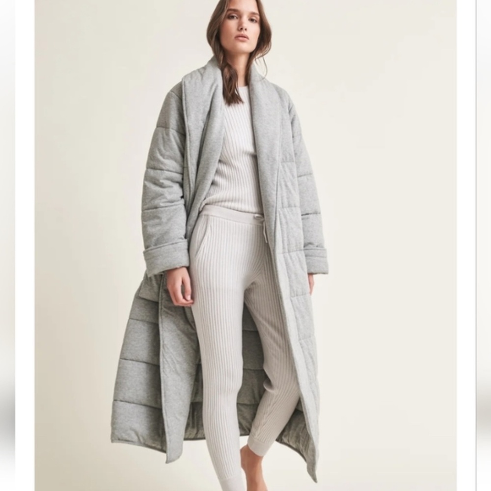 Skin Gray Quilted Robe